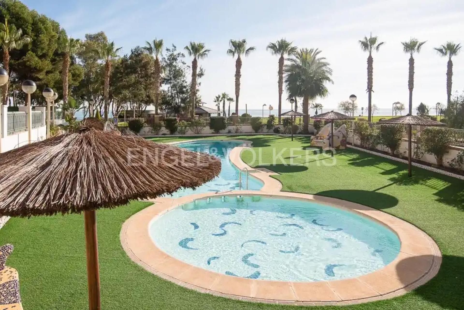 Apartamentos Be Suites Primera Linea Оропеса-дель-Мар Экстерьер фото